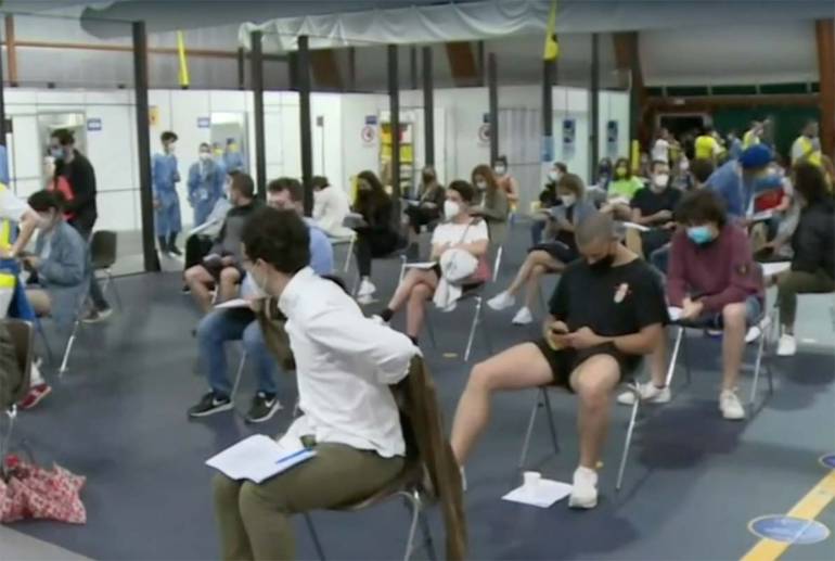 Da martedì multe agli over 50 non vaccinati