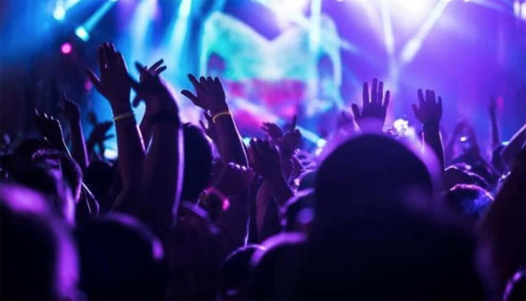 Movida violenta e furti a raffica, discoteca di Agnano chiusa per 15 giorni