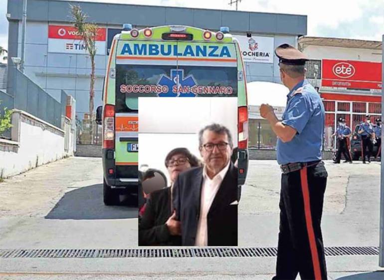 Femminicidio in diretta al supermercato