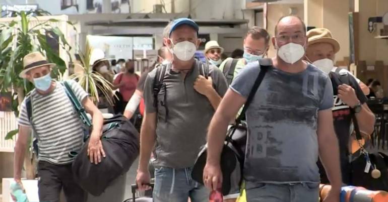 Covid in Campania: 3.143 positivi e tre decessi nelle ultime 48 ore