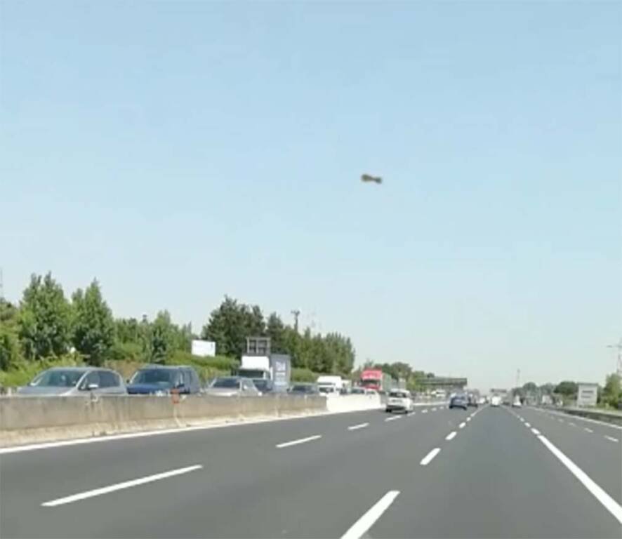 Napoli, incidente in autostrada: 3 morti