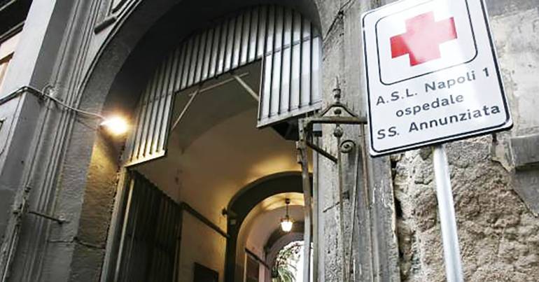Napoli vaccini senza prenotazioni