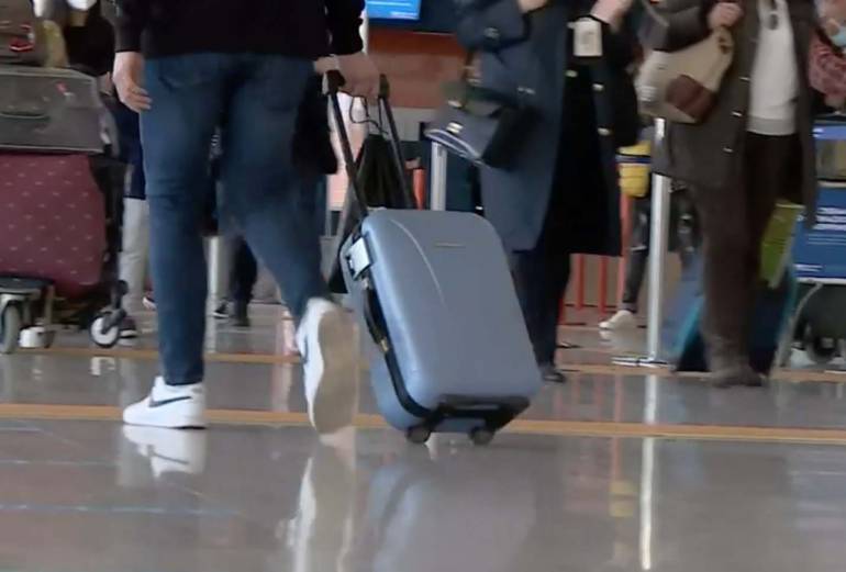 Variante Omicron a Caserta: 3 positivi nella classe del figlio del paziente zero
