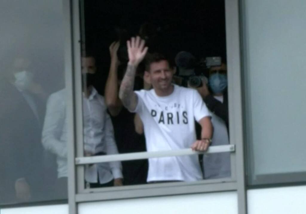 Messi è un nuovo giocatore del Paris Saint-Germain