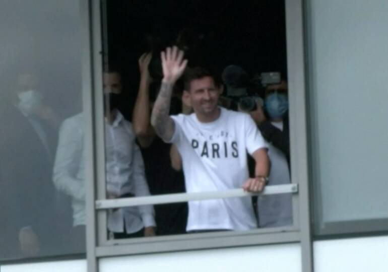 Messi è un nuovo giocatore del Paris Saint-Germain