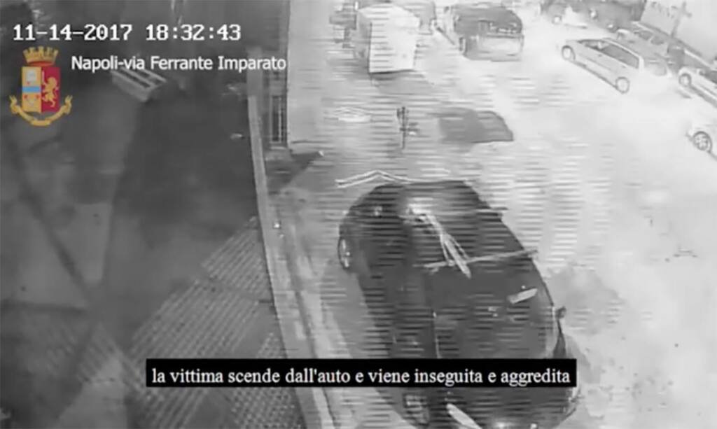 Napoli, aggressione e spari al cliente moroso: arrestati i rampolli del clan Reale