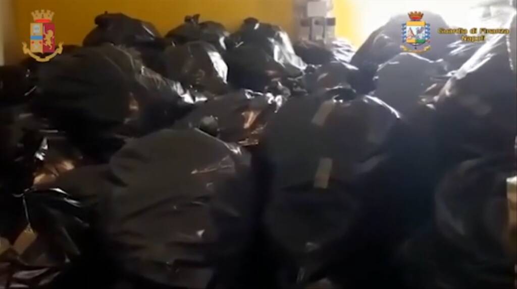 Napoli, sequestrati 1.675 chili di marijuana IL VIDEO