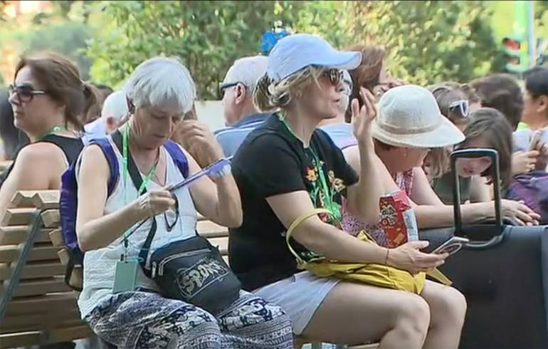 Covid in Italia: 96.384 casi, 134 morti e positività al 24,7%
