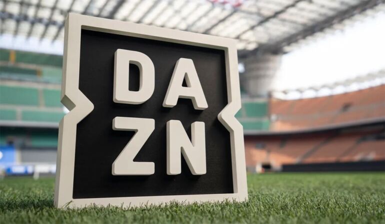Dazn pronto a bloccare gli abbonamenti in multiuso