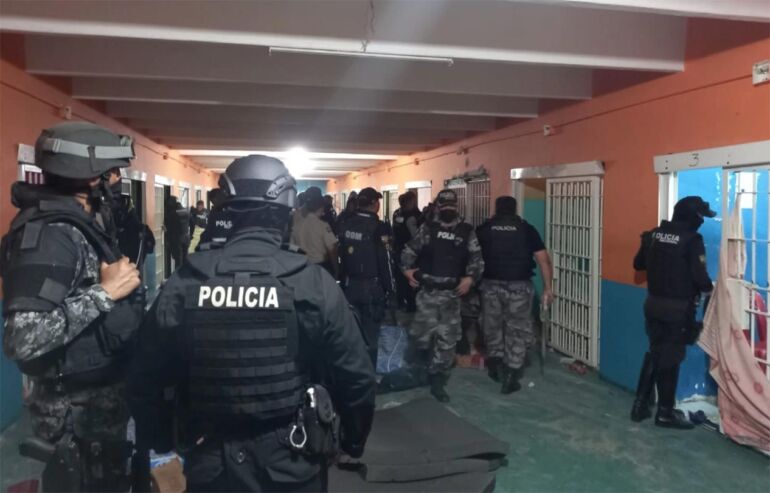 ecuador scontri in carcere