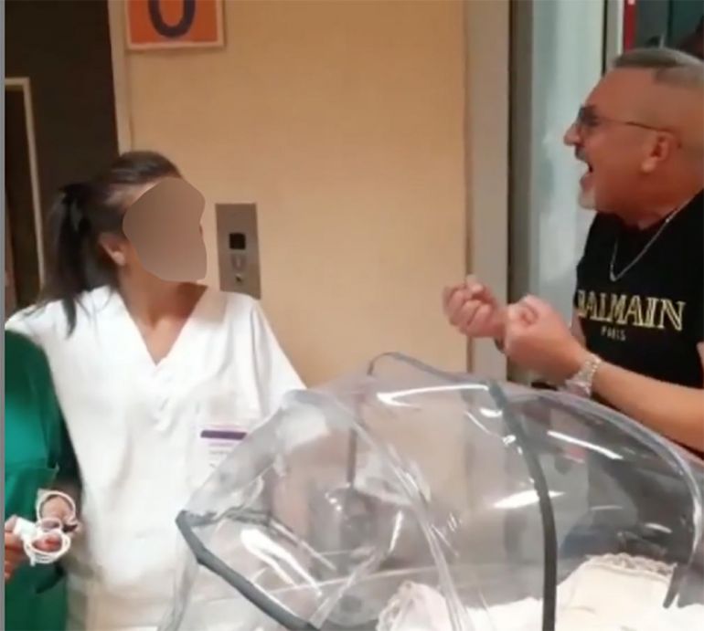 Castellammare, procedimento disciplinare per le due infermiere del video col neomelodico