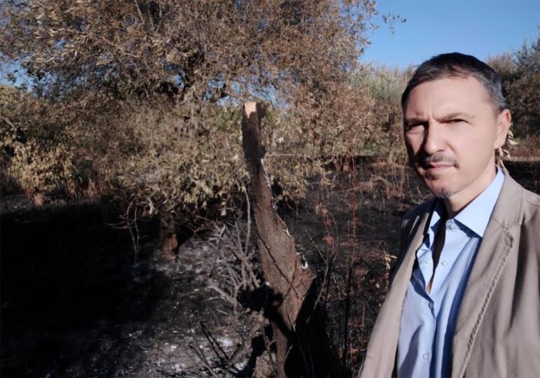 Candidato sindaco del M5S di Battipaglia denuncia: ‘A fuoco terreno di famiglia’
