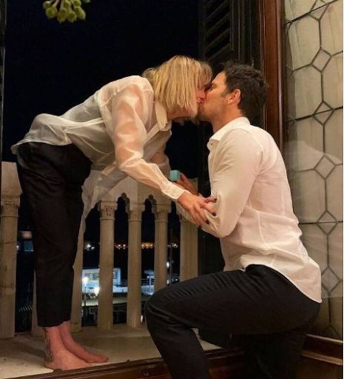 La Divina Pellegrini crede nell’amore e sposa il suo Matteo