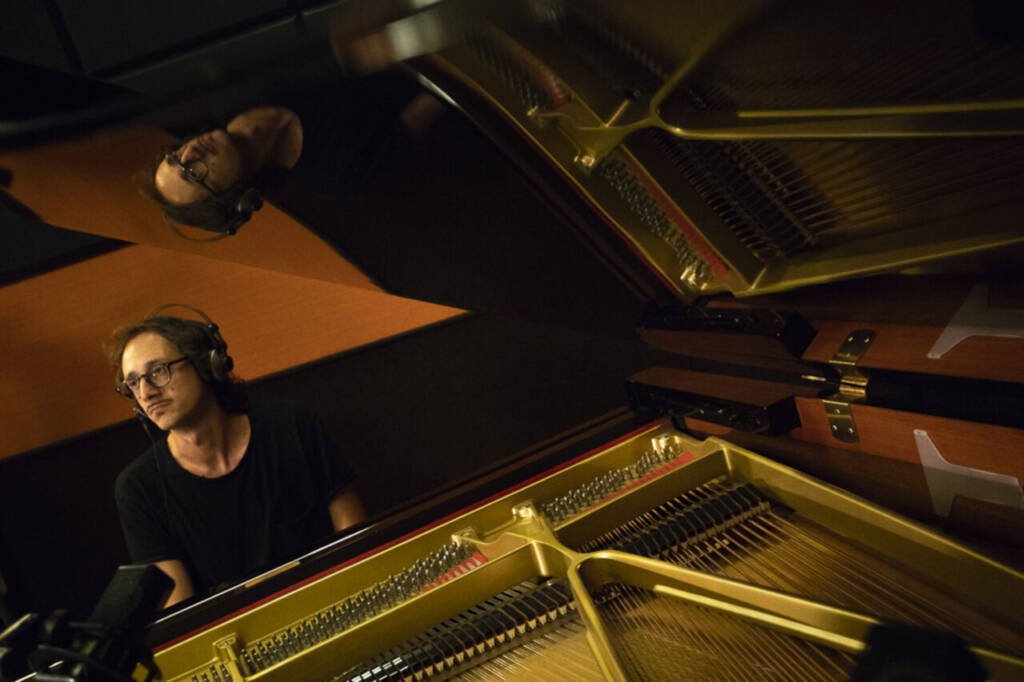 ‘Amare e morire insieme’, il primo singolo di Luigi Esposito