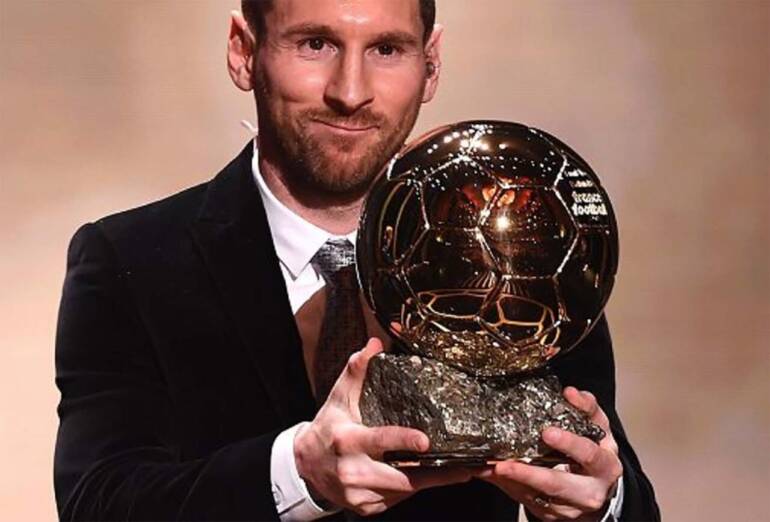 Messi vince il settimo Pallone d’Oro e CR7 polemizza