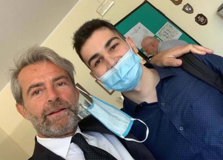 Torino, uccise il padre per difendere la madre: assolto Alex Pompa