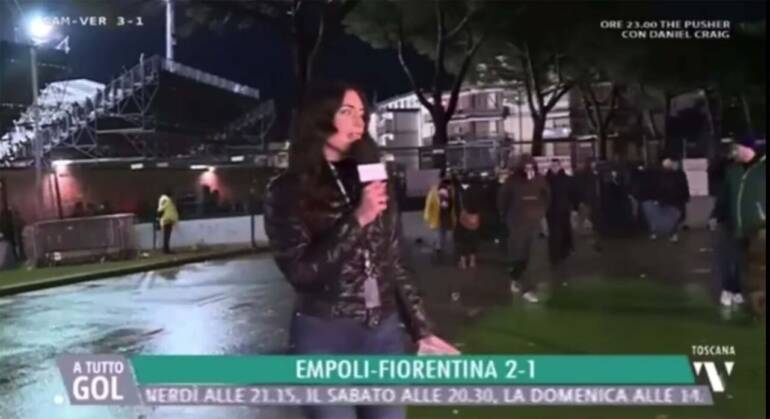 Giornalista molestata in diretta tv