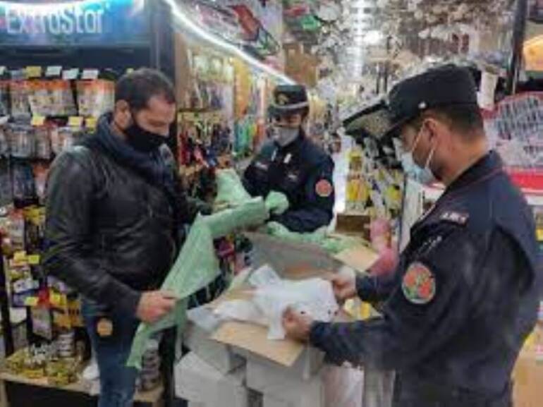 Marcianise, sequestrati quasi 2mila chili di buste di plastica non conformi