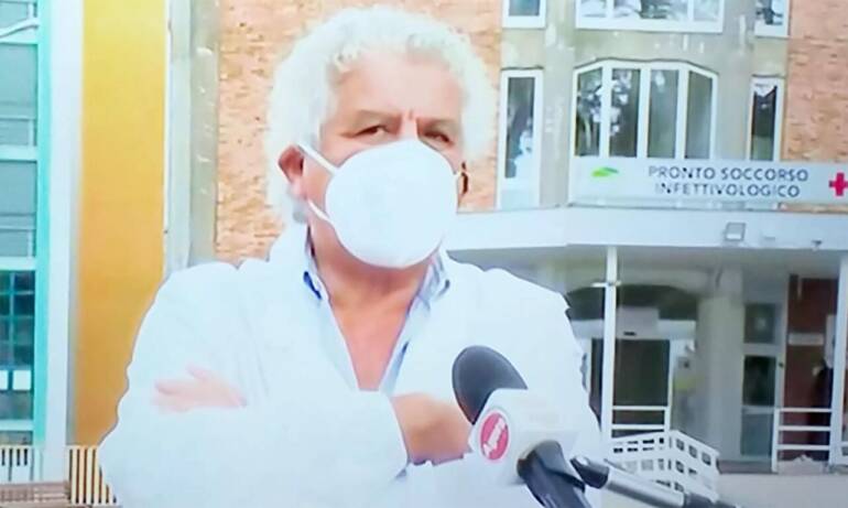 Napoli, “Al Cotugno in terapia intensiva ricoverati solo non vaccinati”
