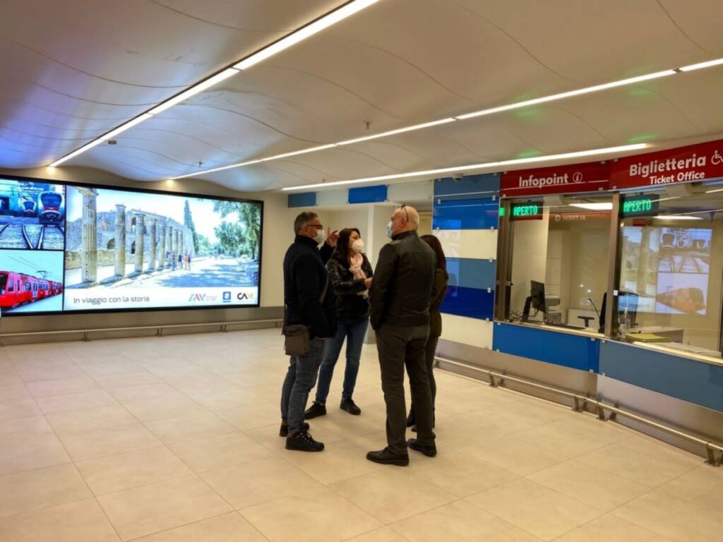 Napoli, nuova biglietteria Eav a piazza Garibaldi