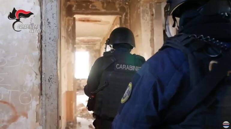 camorra Acerra 19 misure cautelari