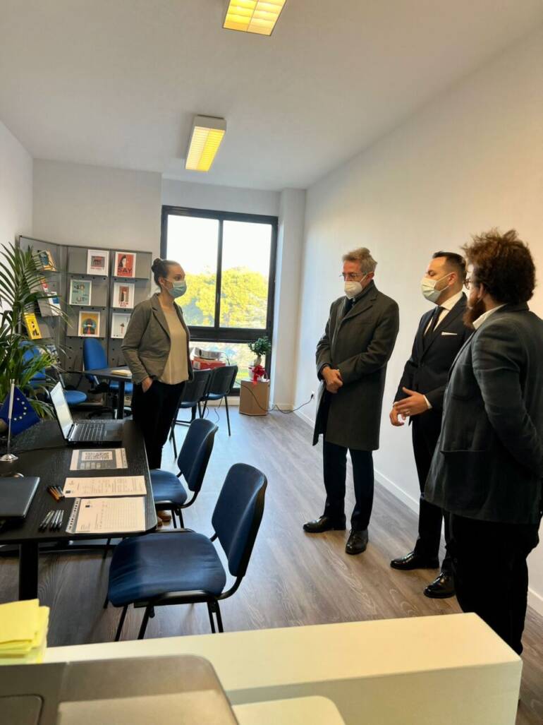 Napoli, inaugurato il nuovo Centro Asterix: «Punto di riferimento per il territorio»