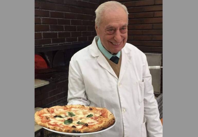 Napoli e Forcella perdono don Antonio Condurro il decano della pizza