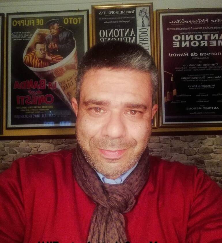 ‘Felicissima sera’ il ritorno in teatro di Antonio Merone