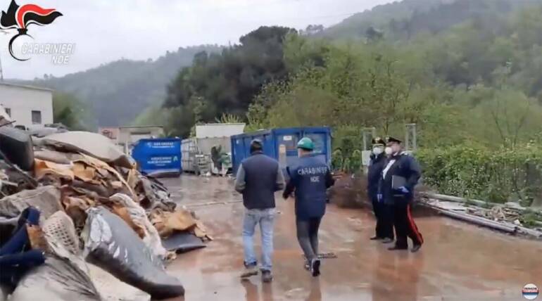 Gare truccate per appalti rifiuti tra Napoli e Caserta: 6 arresti. IL VIDEO