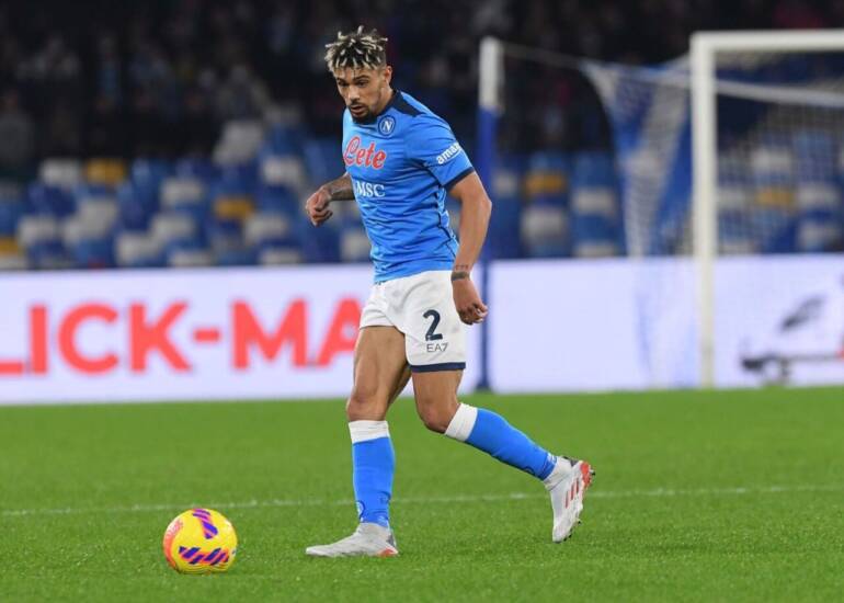 Le pagelle del Napoli: Malcuit scatenato, Rrahmani soffre