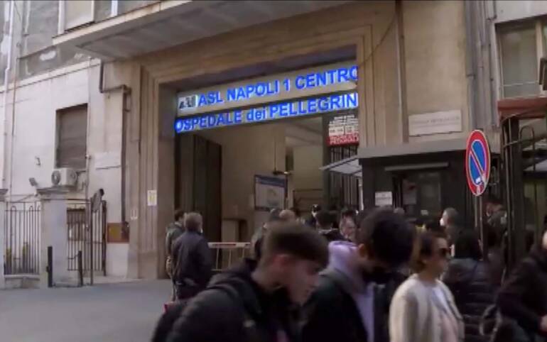 napoli ospedale pellegrini
