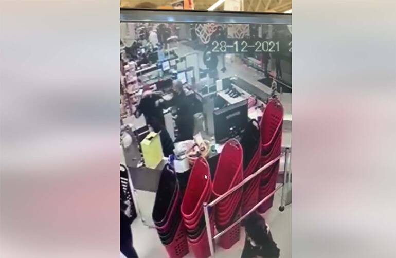 A Napoli rapina in un megastore a San Giovanni a Teduccio