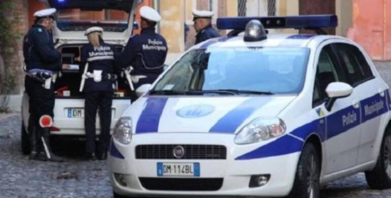 Caserta, ‘Super green pass’: 100 pattuglie in strada per i controlli