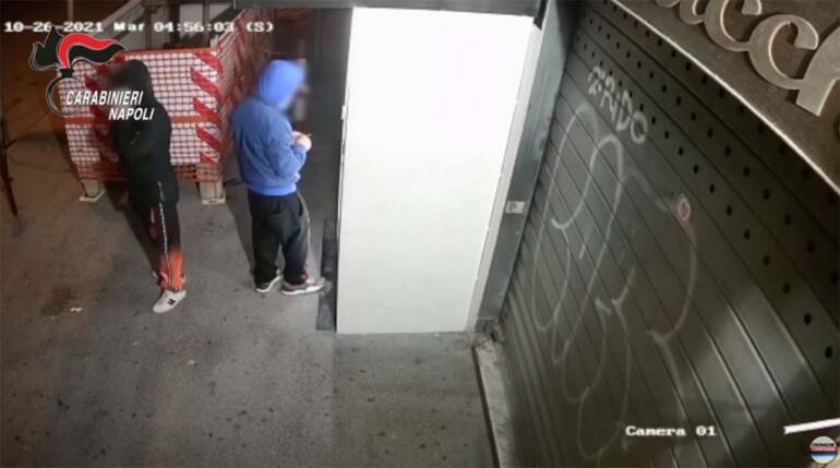 Ladri seriali della zona flegrea: presi in 2. IL VIDEO