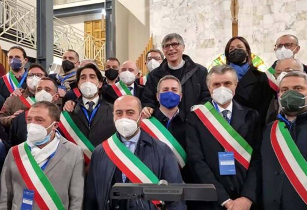 Napoli, Carfagna: “Trasformeremo la Terra dei Fuochi nel giardino d’Europa”