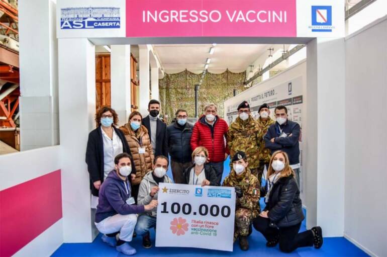 Il Centro Vaccinale della Scuola di Commissariato di Maddaloni supera le 100mila dosi inoculate