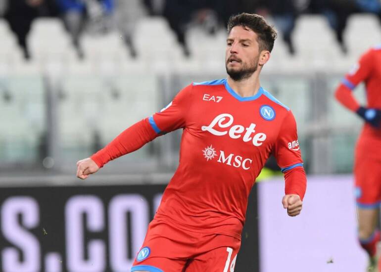 Calcio Napoli, Mertens verso l’addio: gli agenti a Marsiglia per chiudere