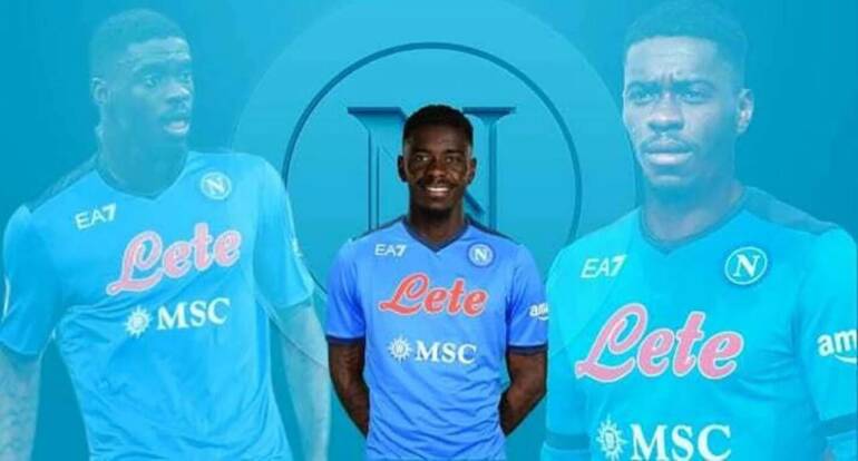 Napoli con la Samp per superare emergenza: Tuanzebe subito in panchina