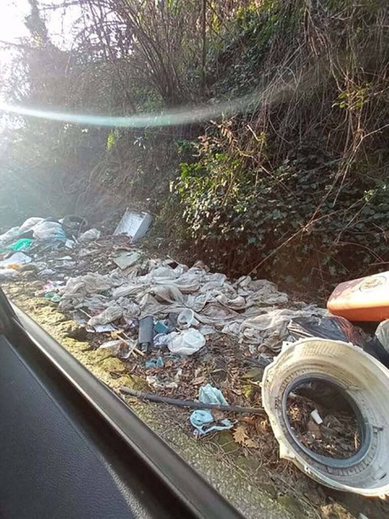 A Quarto un’antica strada romana trasformata in una discarica a cielo aperto