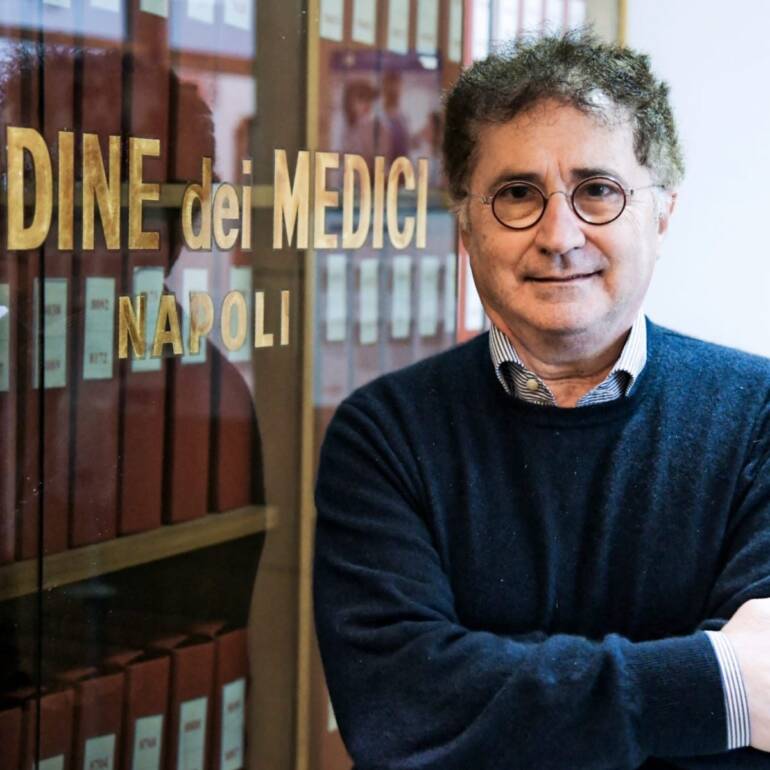 A Napoli 220 medici di base su 540 fanno vaccini