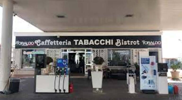 Maddaloni, irruzione armata nel bar della Esso, arrestato il rapinatore