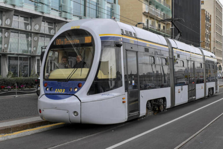 Pnrr, Napoli prima città italiana al bando sui trasporti