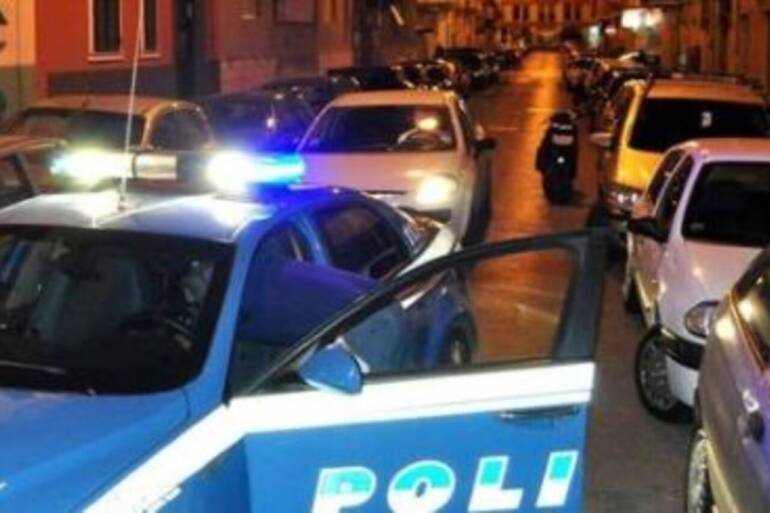 Caserta,spaccia cocaina in strada: arrestato  e condannato
