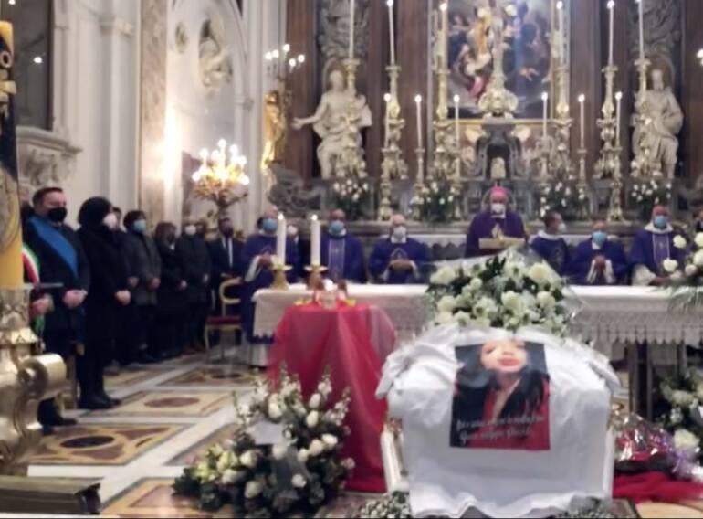 Omicidio di Rosa Alfieri: controlli sui cellulari dell’assassino