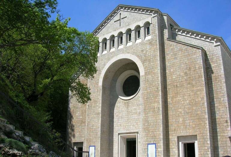 montevergine, monsignor fisichella