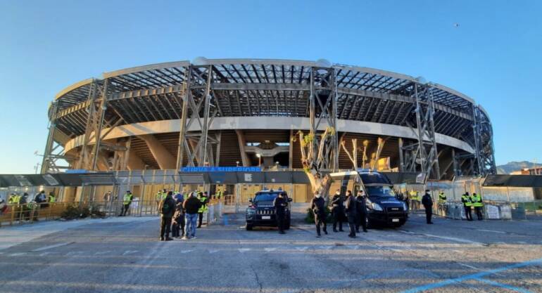 controlli stadio maradona