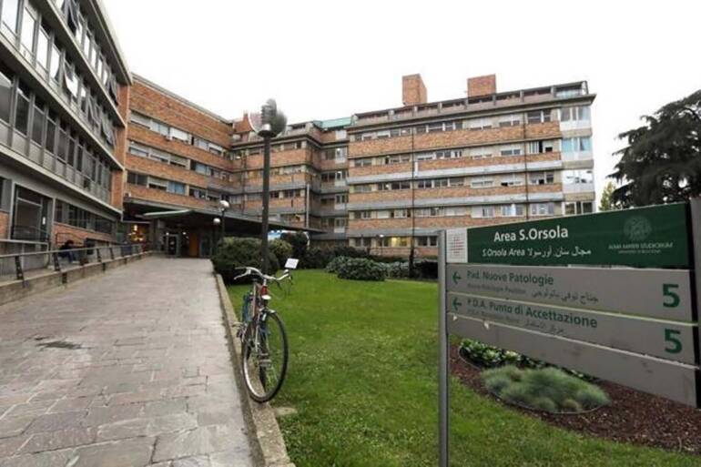 Bimbo deve essere operato, la famiglia: “Vogliamo solo sangue no vax”