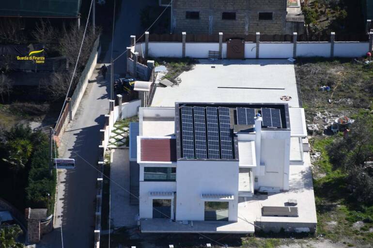 Nocera, la villa del boss intestata a una società con sede nella Repubblica Ceca. IL VIDEO