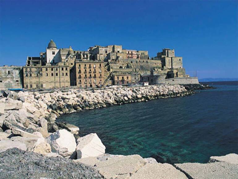 rione terra oltre le mura