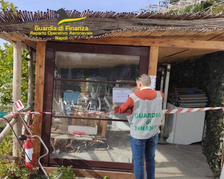 Maiori, scoperto ristorante abusivo in un noto hotel: sequestrato